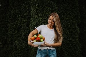 Nutrition Coaching | Julia Crozier | Woman Holding Apples